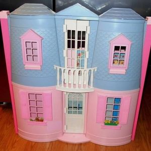 Dollhouses